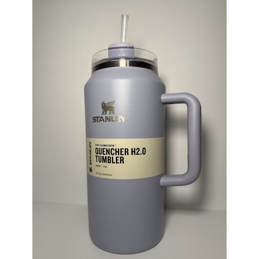 Stanley Limited Edition DUSK BLUE 64oz Flowstate Quencher Tumbler BNWT